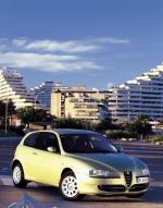 Alfa Romeo 147 3-Door 2000 года